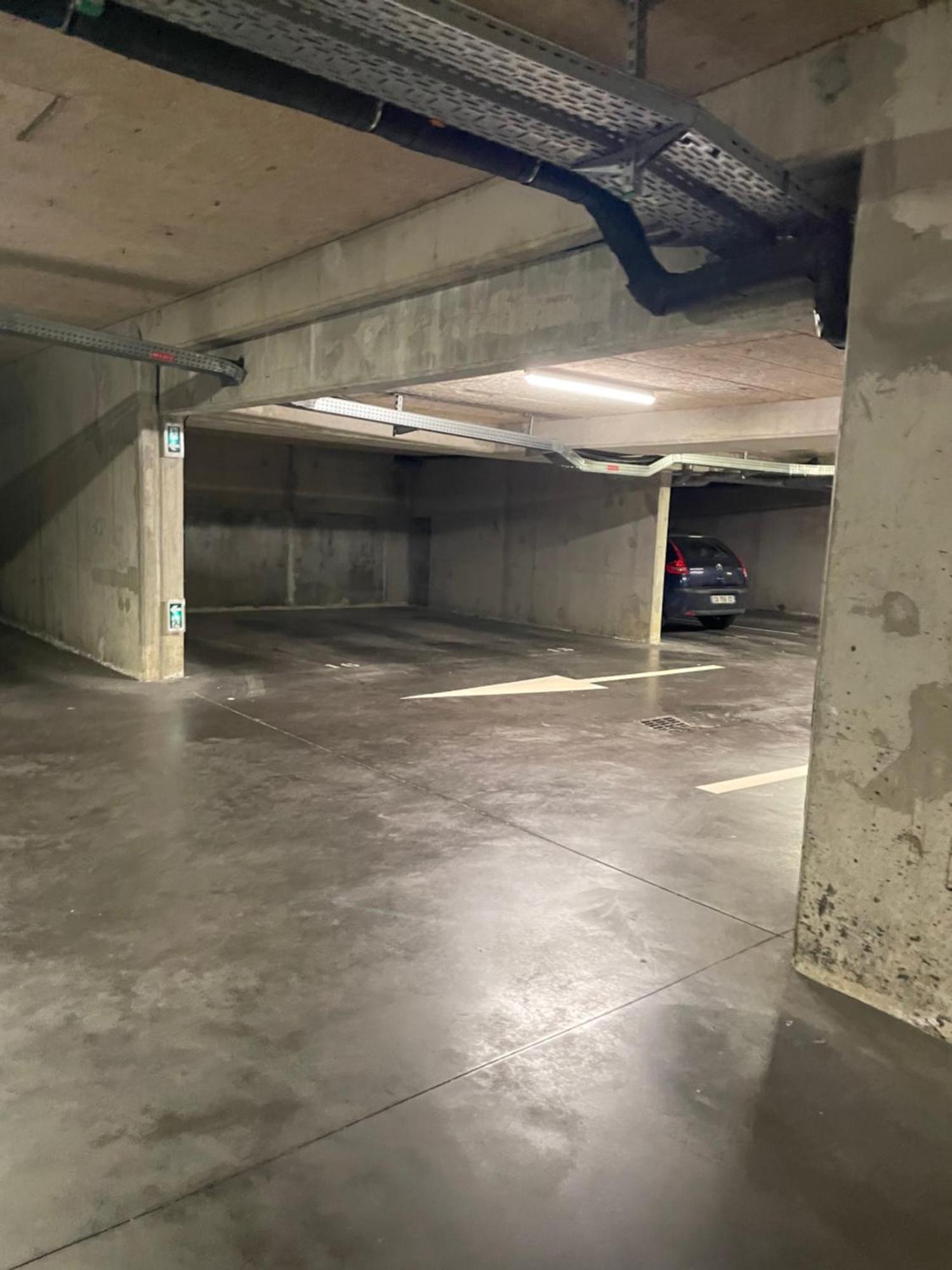 Chez Armando - Lille Centre Avec Option Parking Apartment ภายนอก รูปภาพ